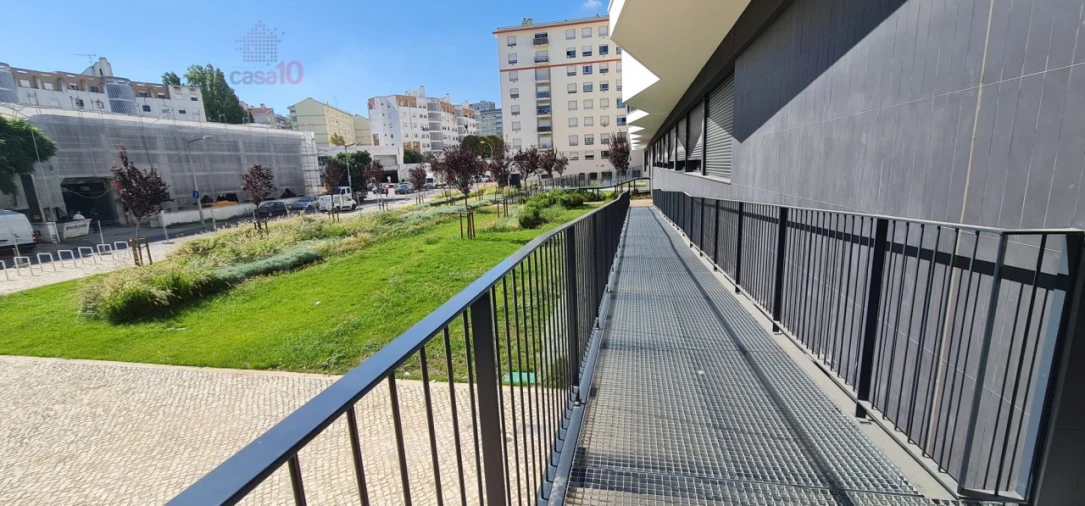 Apartamento T1 para Arrendamento em Olivais Foto 26