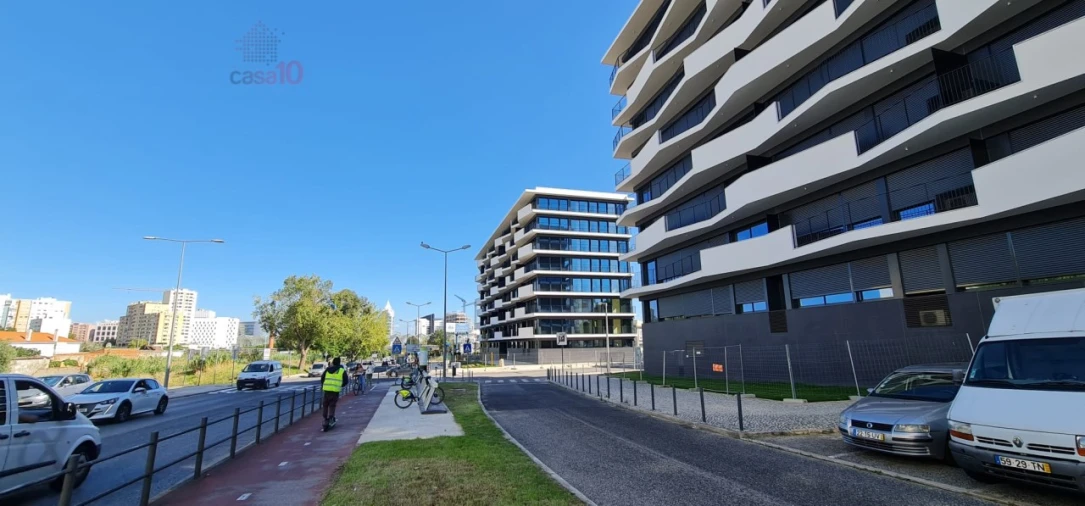 Apartamento T1 para Arrendamento em Olivais Foto 1