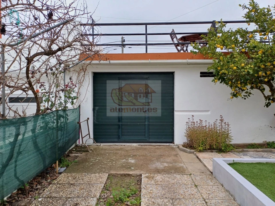 Moradia T3 para Venda em Torrão Foto 20