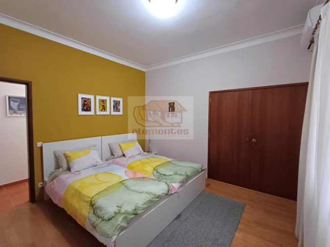 Moradia T3 para Venda em Torrão Foto 12