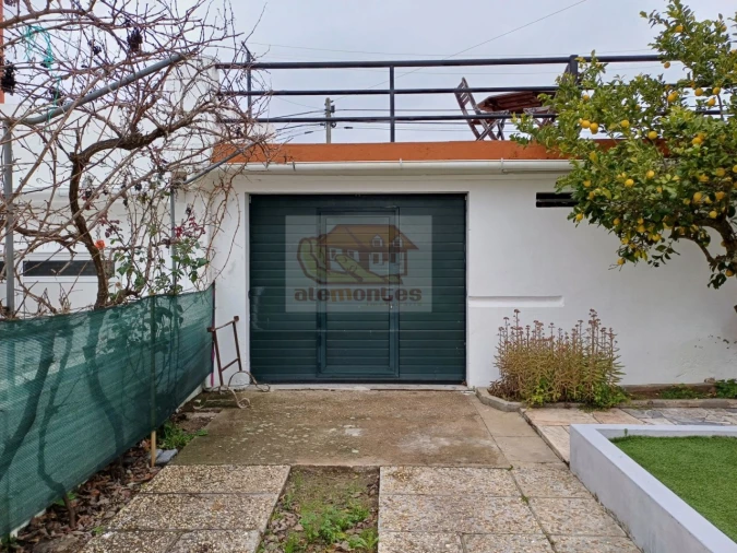 Moradia T3 para Venda em Torrão Foto 20