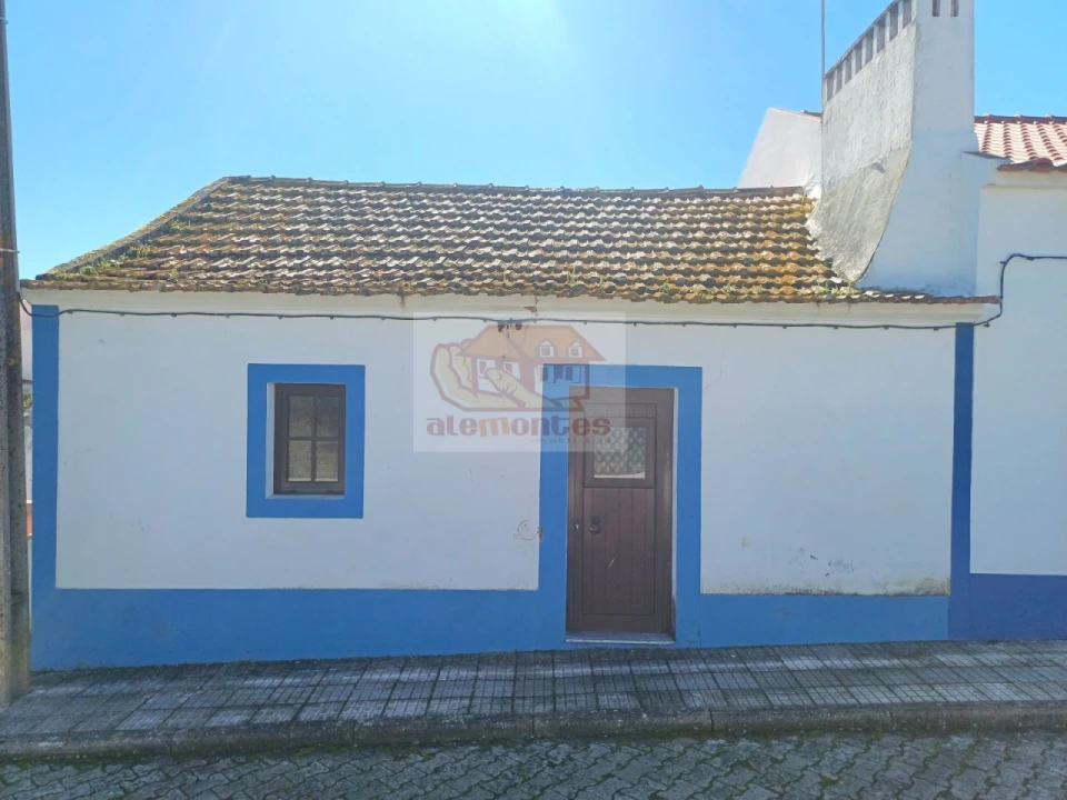 Moradia T3 para Venda em Santa Maria do Castelo e Santiago e Santa Susana Foto 14