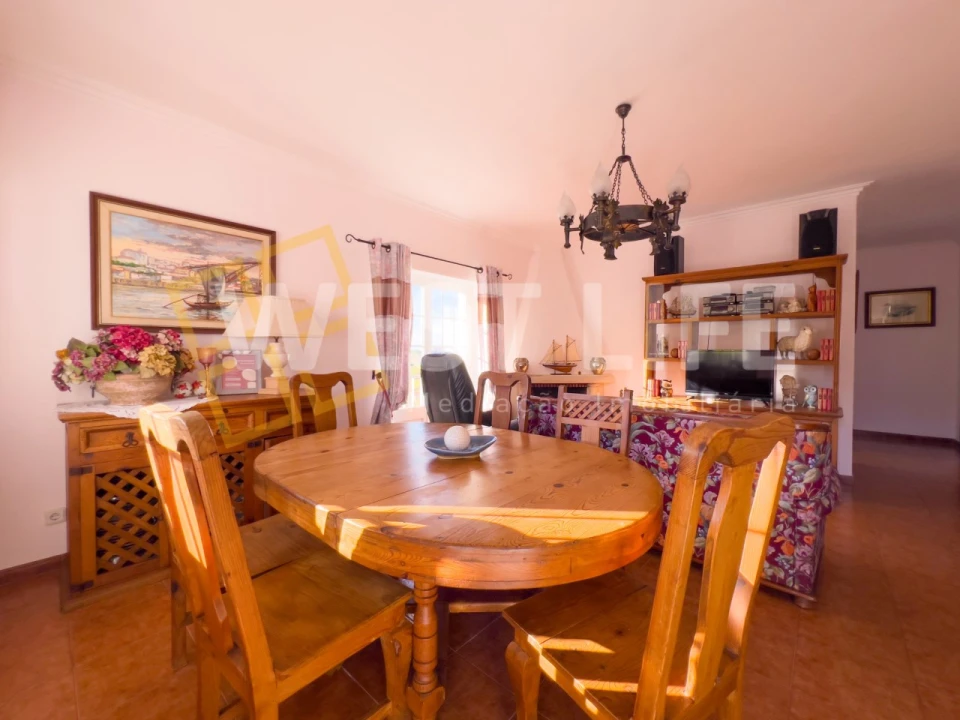 Moradia T4 para Venda em Carvoeira Foto 5