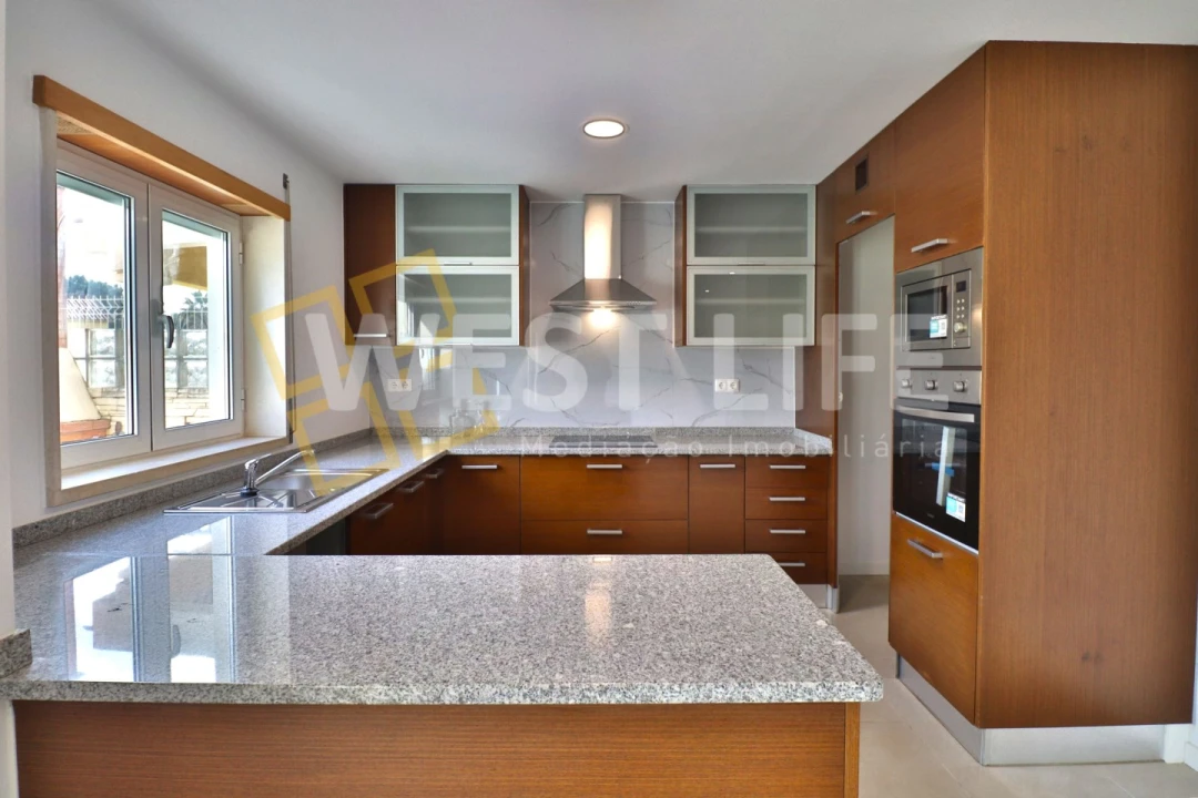 Moradia T3 para Venda em Silveira Foto 7