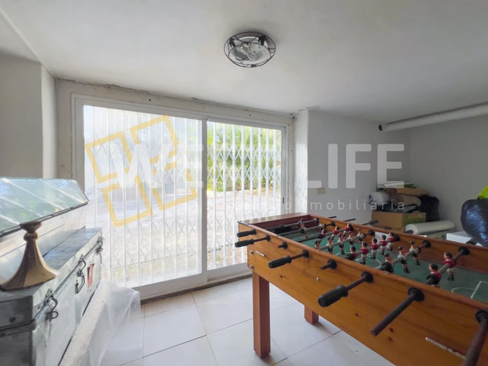 Moradia T6 para Venda em Venda do Pinheiro e Santo Estêvão das Galés Foto 33