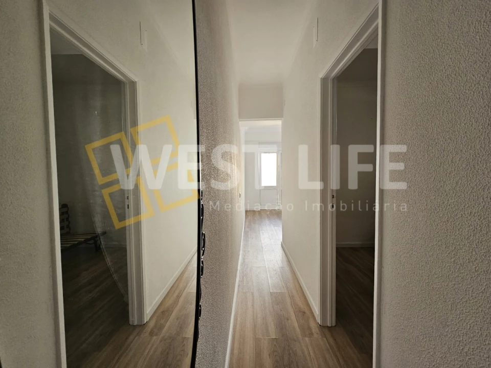 Garagem para Arrendamento em Ericeira Foto 9