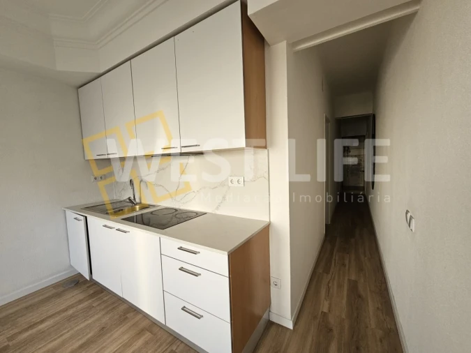 Garagem para Arrendamento em Ericeira Foto 5