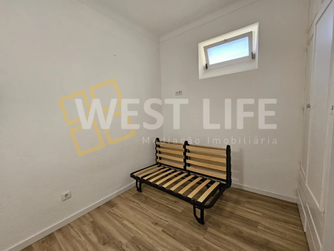 Garagem para Arrendamento em Ericeira Foto 8