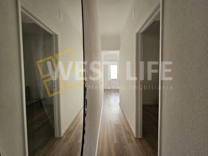 Garagem para Arrendamento em Ericeira Foto 9