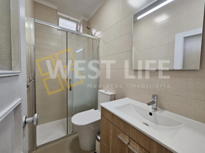 Garagem para Arrendamento em Ericeira Foto 10