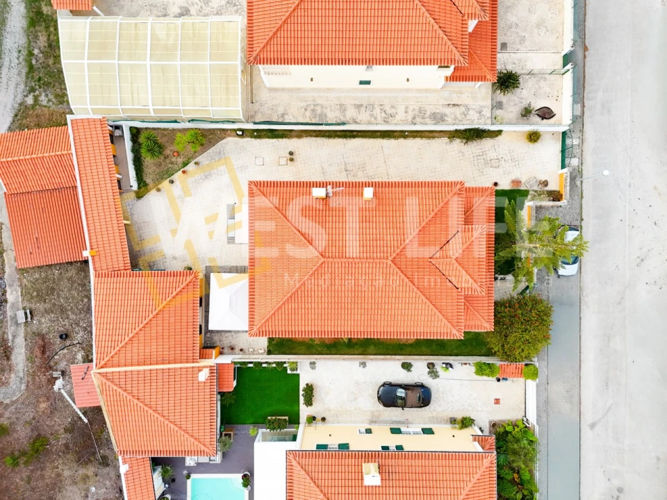 Moradia T4 para Venda em Ericeira Foto 34