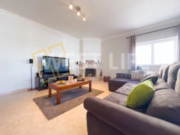 Moradia T4 para Venda em Ericeira