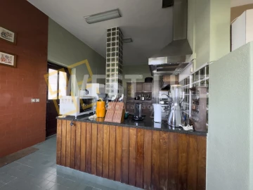 Moradia T5 para Venda em Mafra
