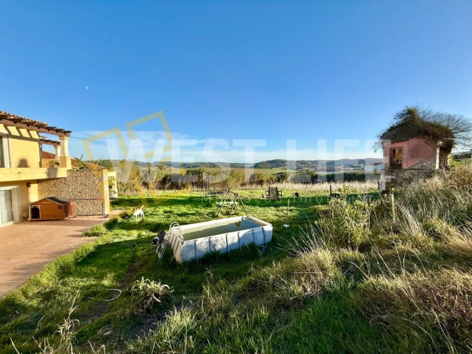 Moradia T6 para Venda em Encarnação Foto 32