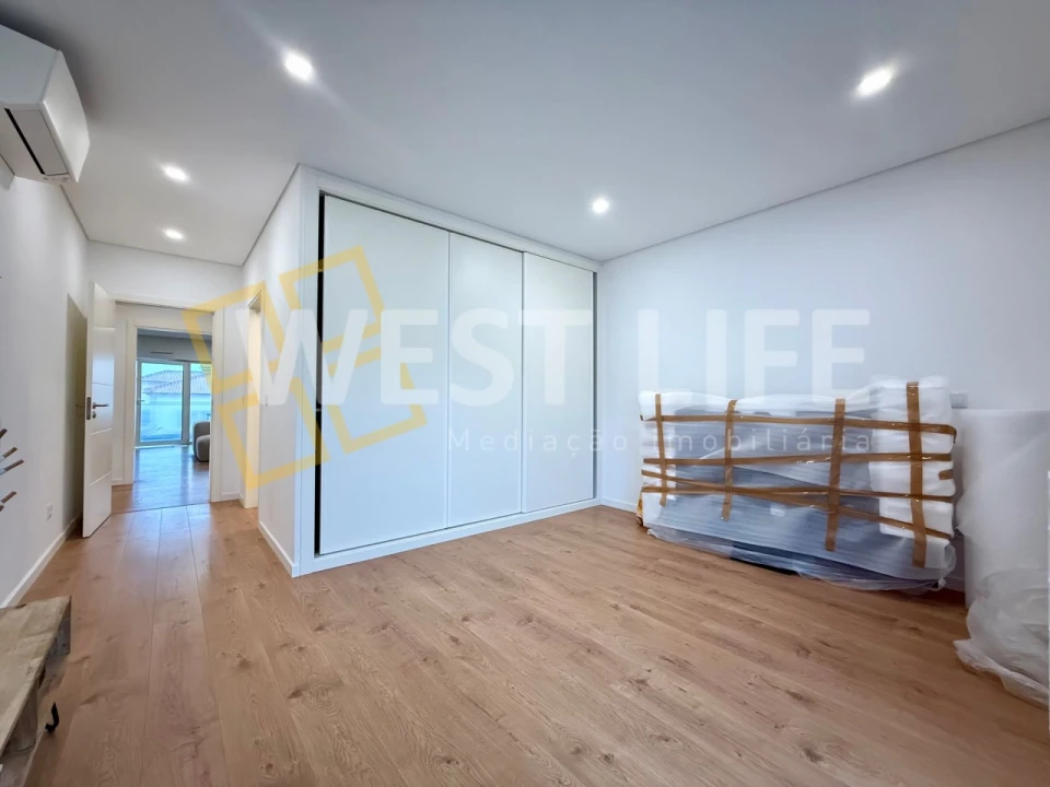 Apartamento T2 para Venda em Ericeira Foto 16