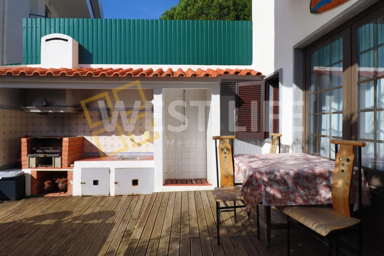 Moradia T4 para Venda em Ericeira Foto 32