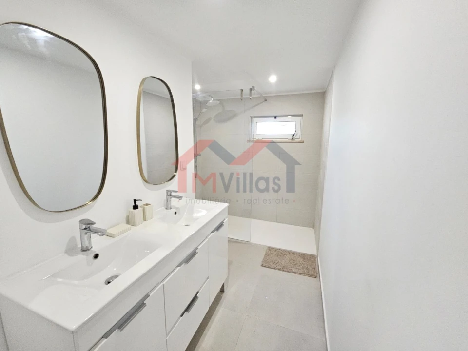 Moradia T2 para Venda em Loule (São Clemente) Foto 17