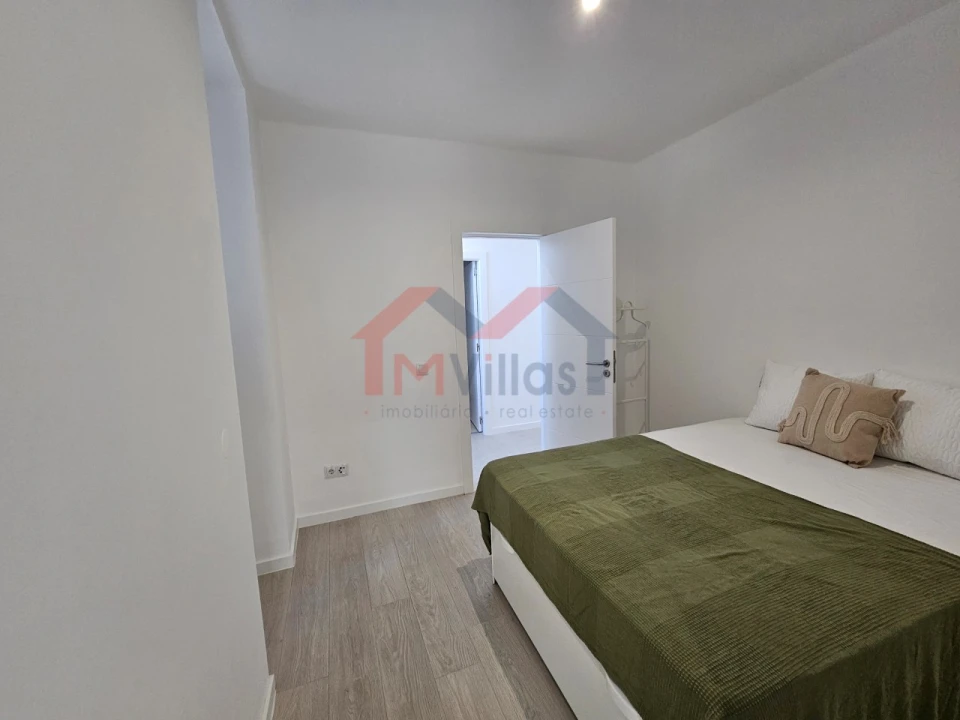 Moradia T2 para Venda em Loule (São Clemente) Foto 13