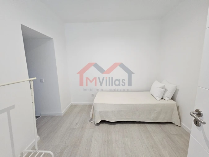 Moradia T2 para Venda em Loule (São Clemente) Foto 18