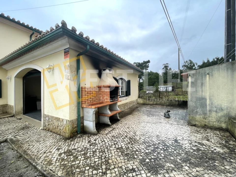 Moradia T4 para Venda em Ramalhal Foto 3