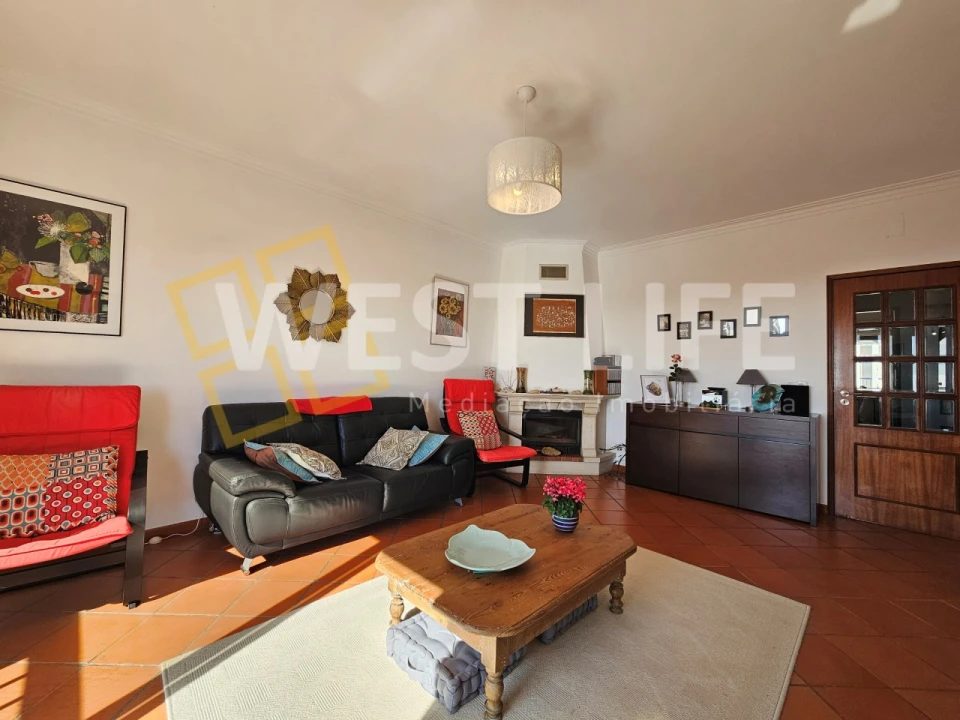 Apartamento T2 para Venda em Ericeira Foto 9
