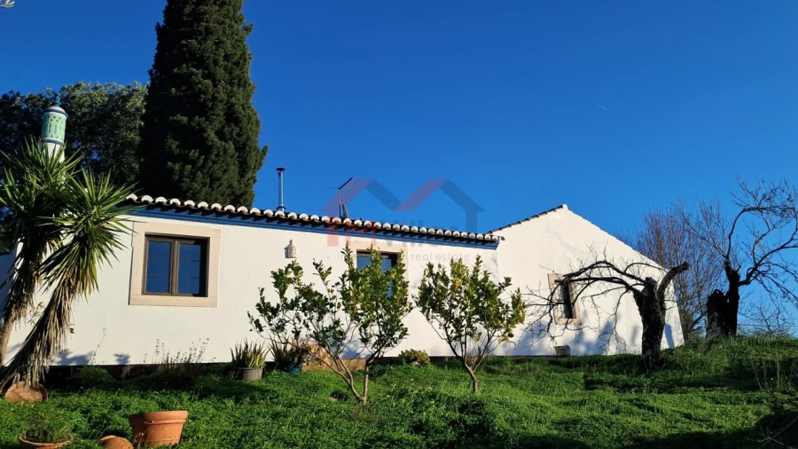 Moradia T2 para Venda em Querença, Tôr e Benafim Foto 15