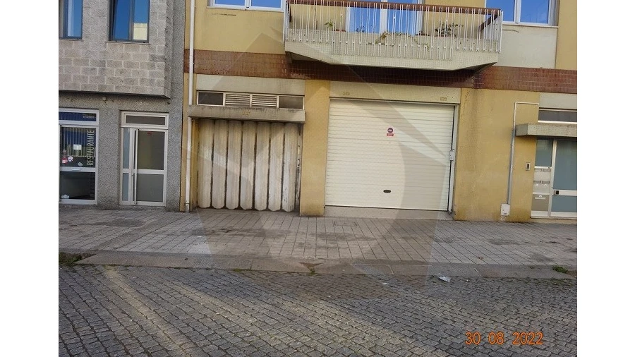 Garagem para Venda em Ramalde