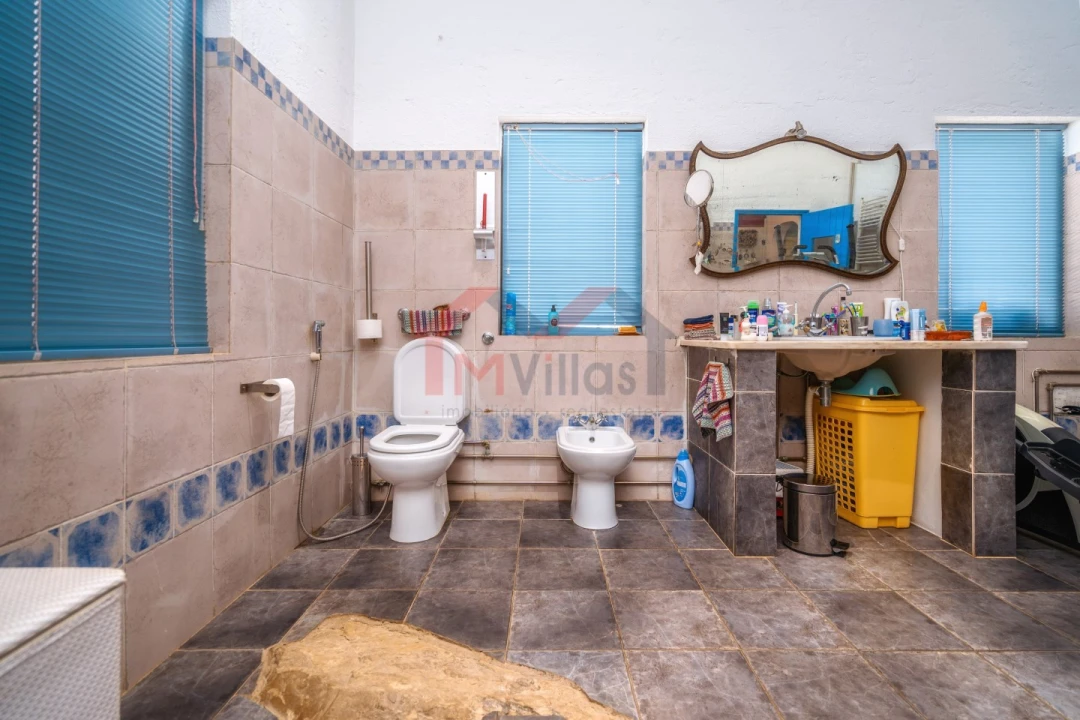 Moradia T4 para Venda em Loule (São Clemente) Foto 9