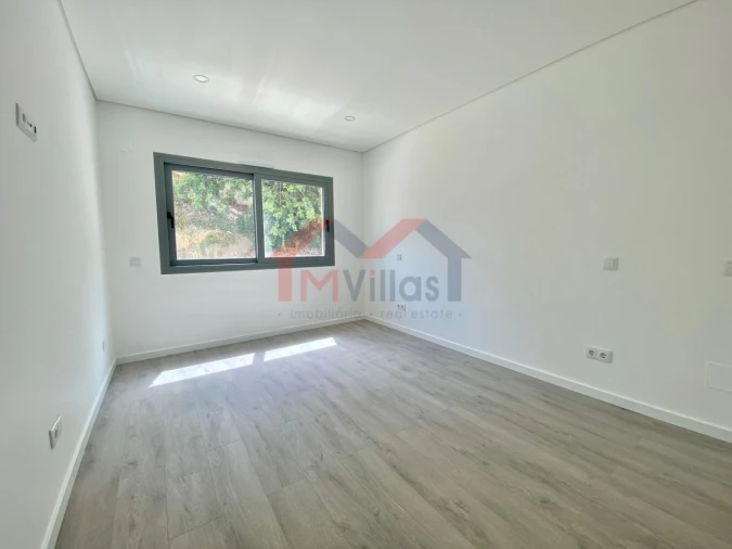 Moradia T5 para Venda em Tavira (Santa Maria e Santiago) Foto 13