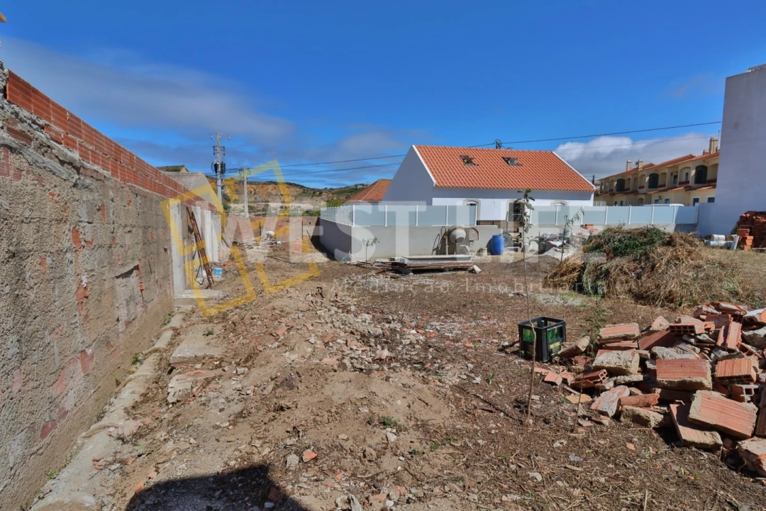 Moradia T4 para Venda em A dos Cunhados e Maceira Foto 6