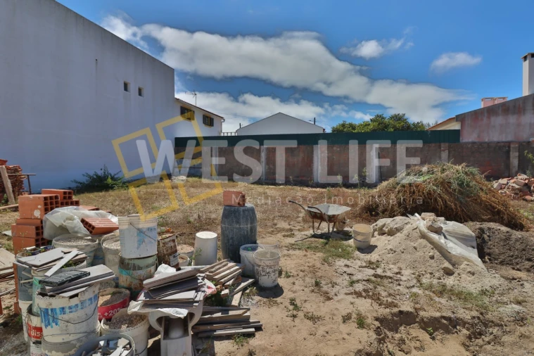 Moradia T4 para Venda em A dos Cunhados e Maceira Foto 7