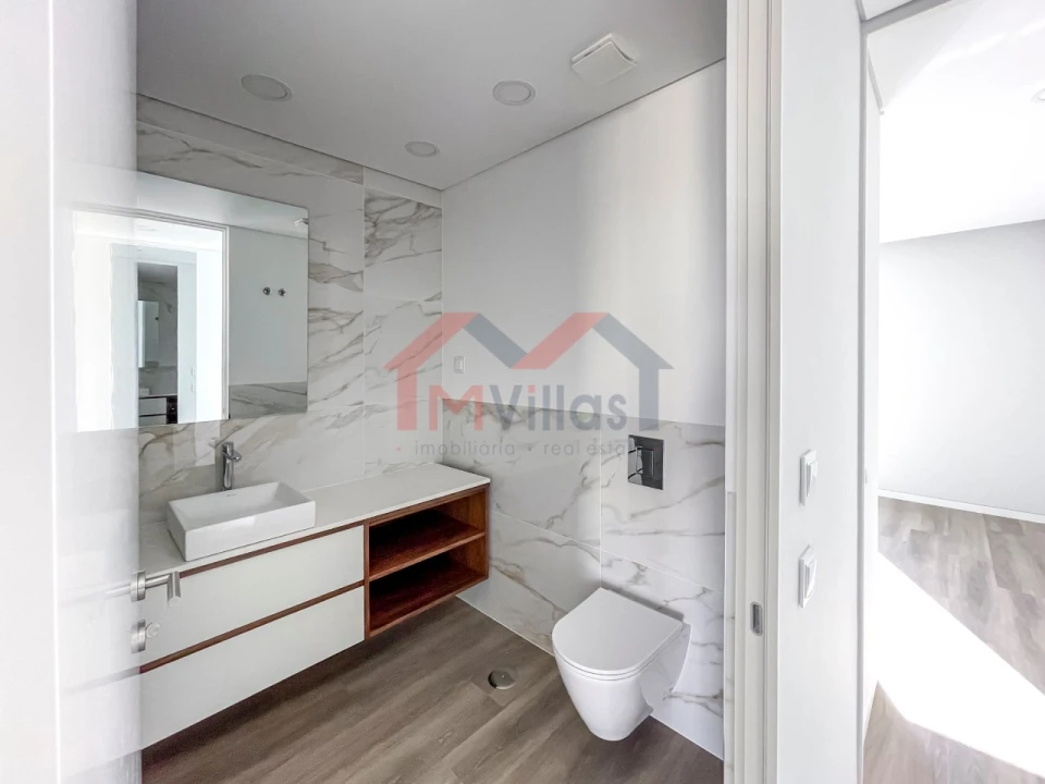 Apartamento T2 para Venda em Almancil Foto 3