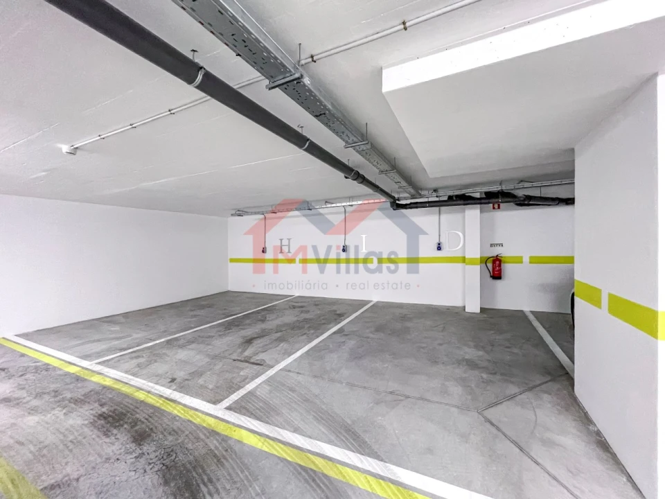 Apartamento T2 para Venda em Almancil Foto 14