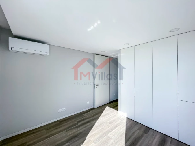 Apartamento T2 para Venda em Almancil Foto 7