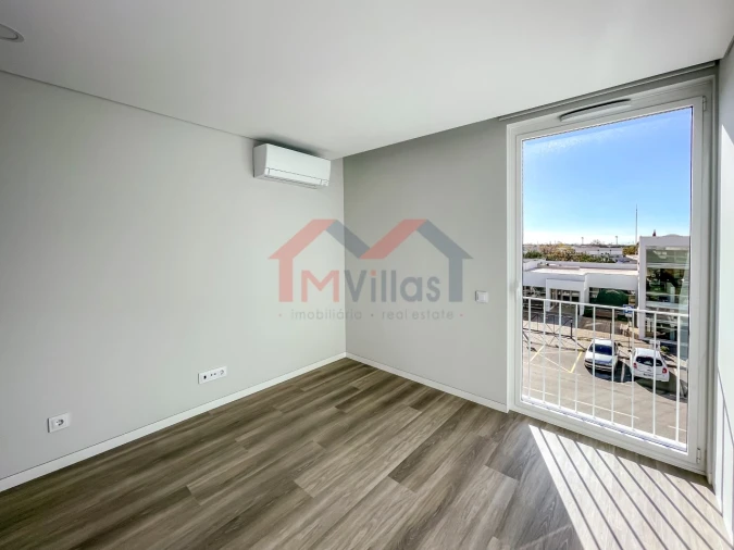 Apartamento T2 para Venda em Almancil Foto 10