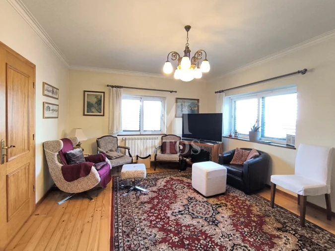 Moradia T3 para Venda em Lanhelas Foto 4