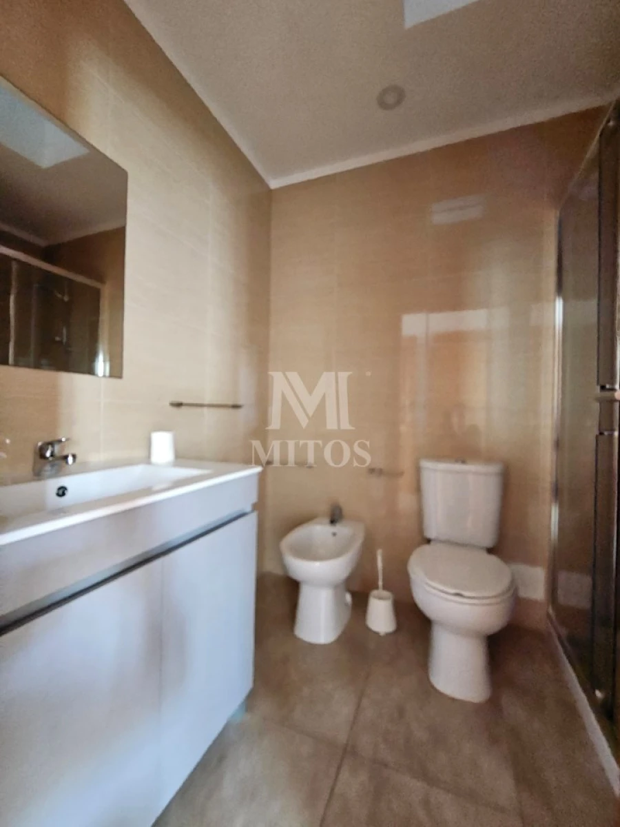 Apartamento T2 para Arrendamento em Santa Maria Maior e Monserrate e Meadela Foto 6