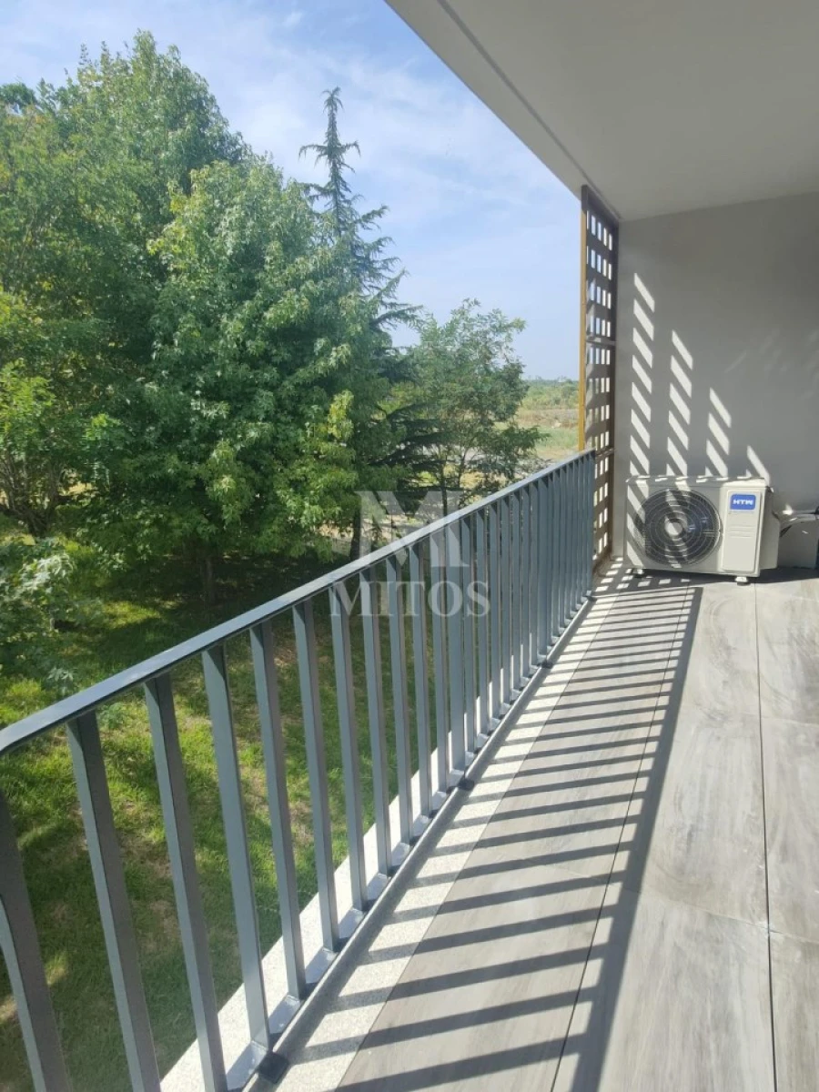 Apartamento T2 para Arrendamento em Darque Foto 9