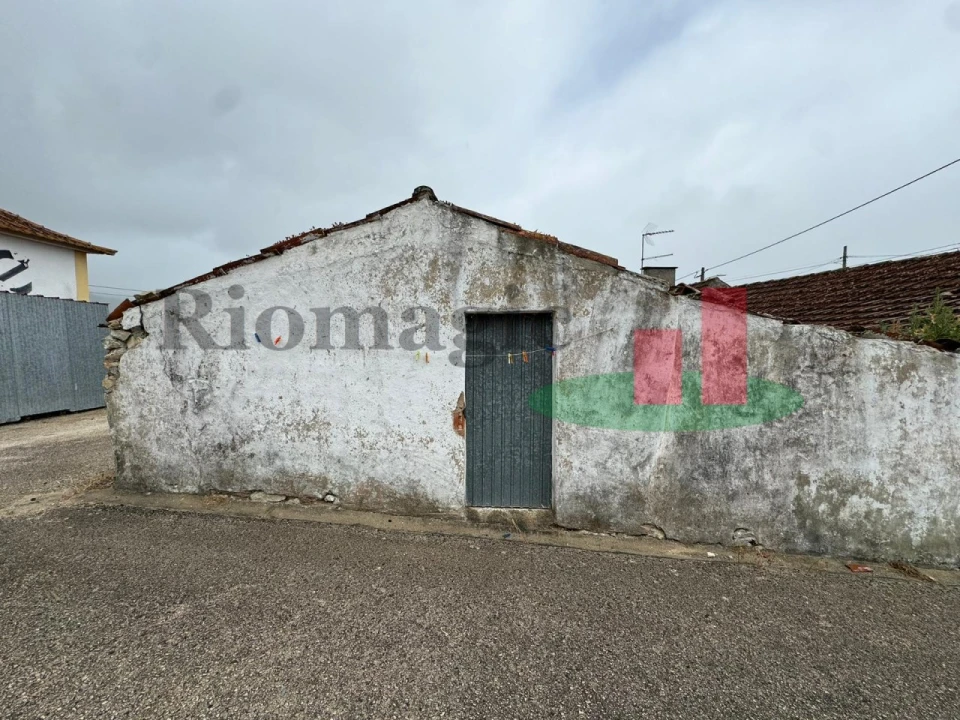 Moradia T3 para Venda em Alcobertas Foto 14