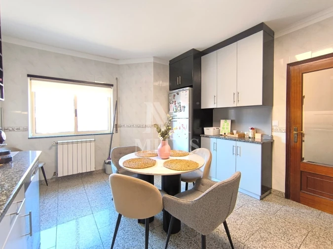 Moradia T4 para Venda em Santa Maria Maior e Monserrate e Meadela Foto 5