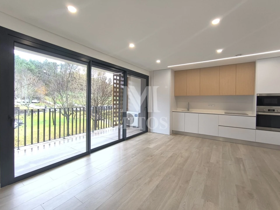 Apartamento T2 para Venda em Darque Foto 4