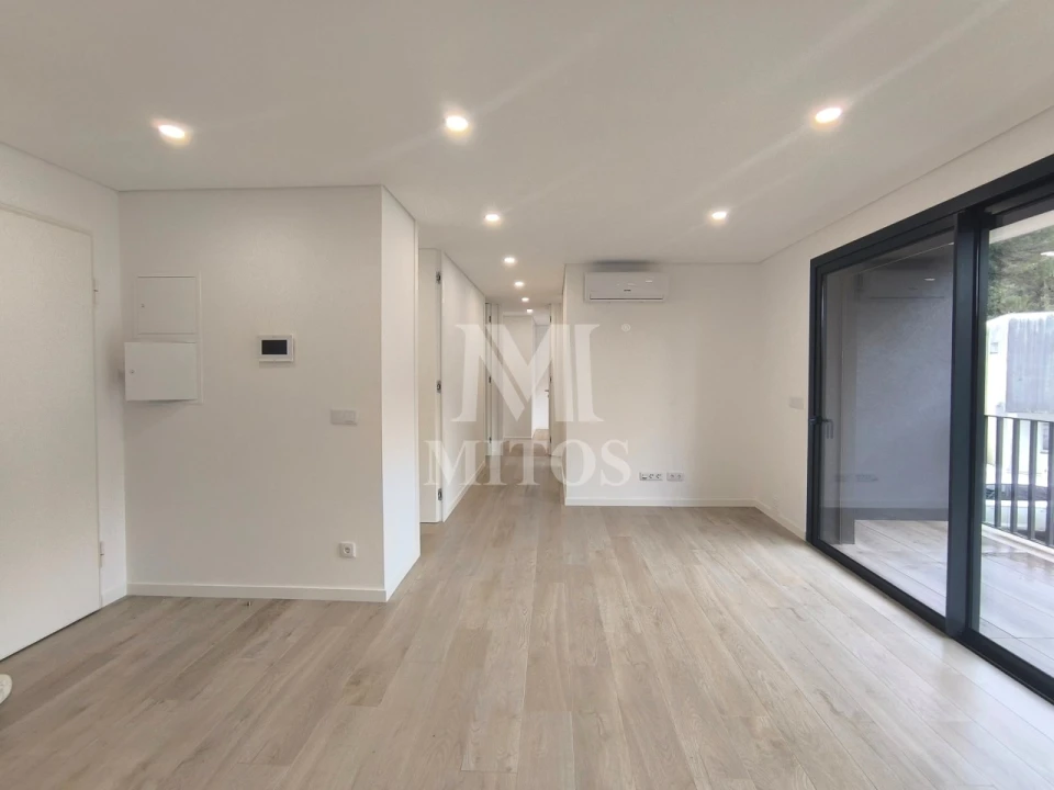 Apartamento T2 para Venda em Darque Foto 6