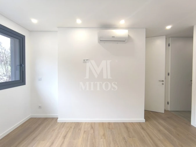 Apartamento T2 para Venda em Darque Foto 17