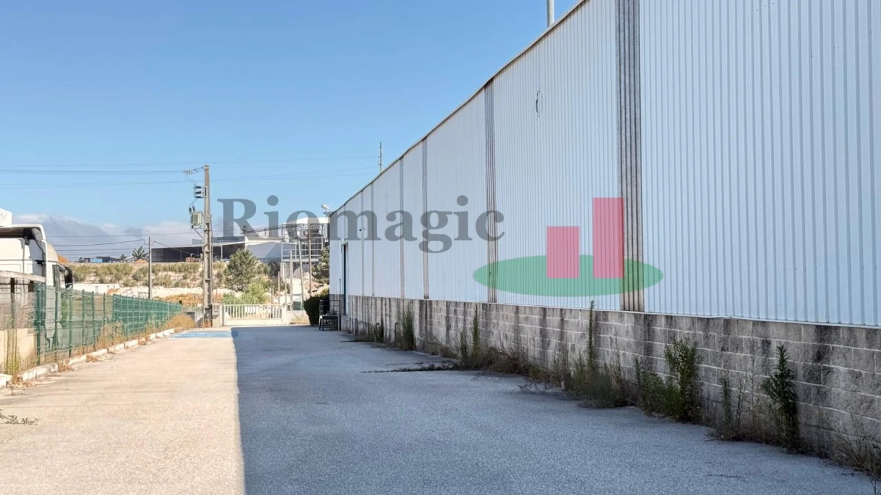 Armazém para Venda em Rio Maior Foto 49