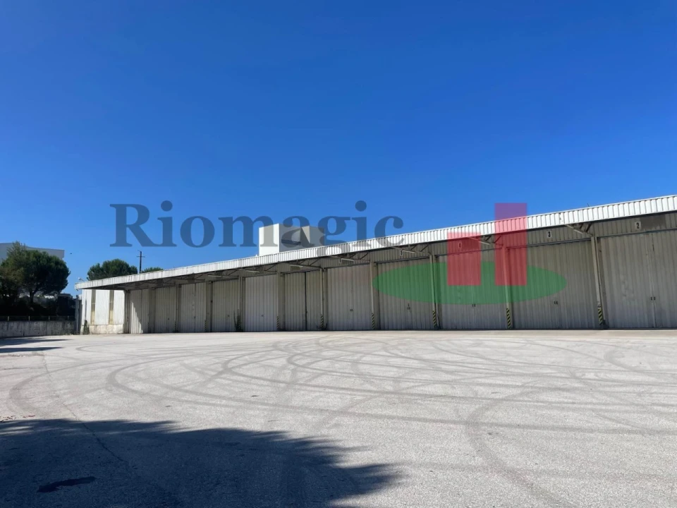 Armazém para Venda em Rio Maior Foto 54
