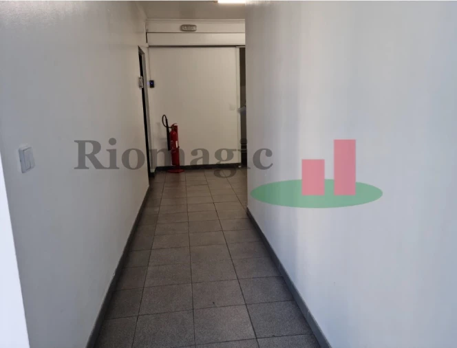 Armazém para Venda em Rio Maior Foto 9