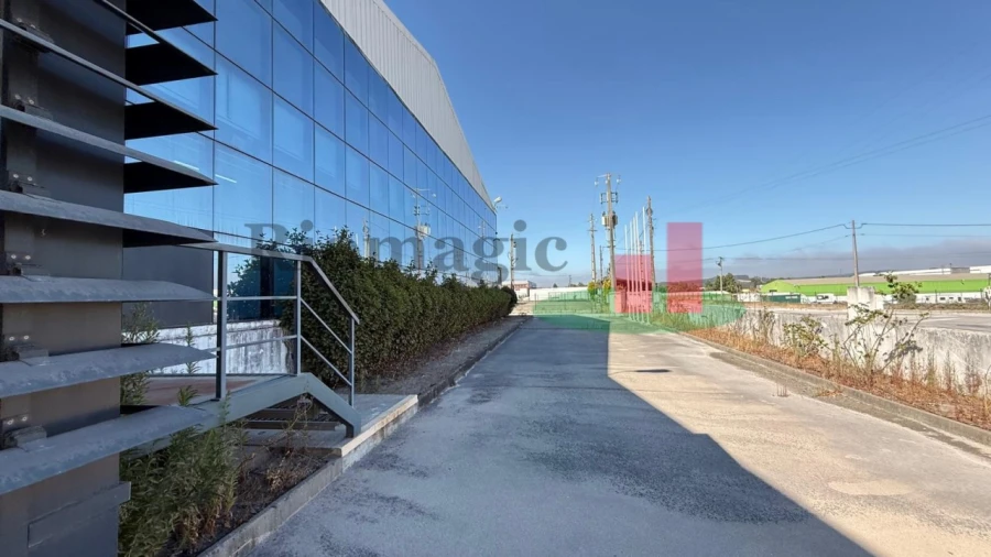 Armazém para Venda em Rio Maior Foto 5