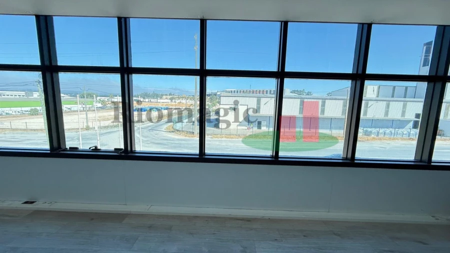 Armazém para Venda em Rio Maior Foto 30