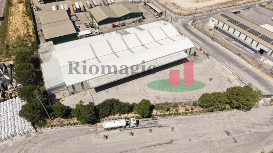 Armazém para Venda em Rio Maior Foto 61