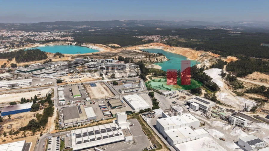 Armazém para Venda em Rio Maior Foto 69